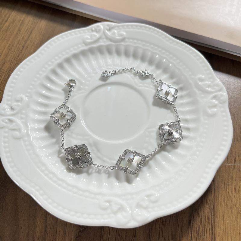 Buqi Latti Brushed Craft Four-Leaf Clover Bracelet Female Natural Fritillary Retro Court Style Jewelry