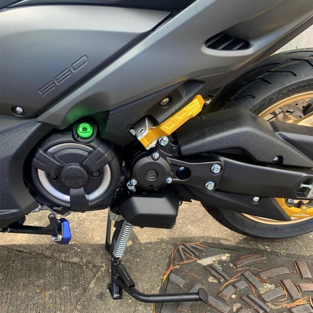 Motorcycle Parts Rear Pedal Passenger Footrest Pegs for YAMAHA X MAX XMAX 300 125 250 400 NMAX155 NMAX 155 XMAX300 XMAX250