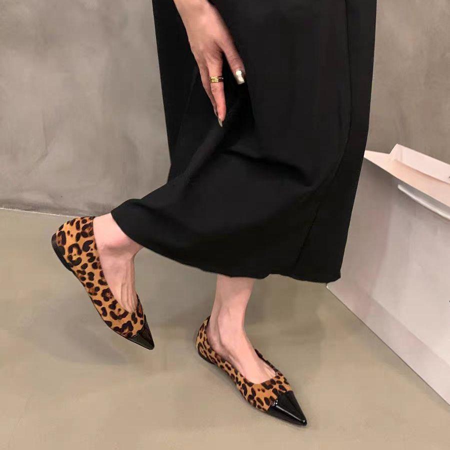 

Модная летняя обувь с острым носком, комбинированная по цвету, женская обувь, дешевая ликвидация 2025, низкая цена, шикарные и элегантные, популярные женские балетки 41