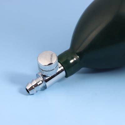 Dunkelgrüner Aufblaseball Luftpumpe für Sphygmomanometer Blutdruckmessgerät Handheld Gesundheitszubehör Ball Metallventile