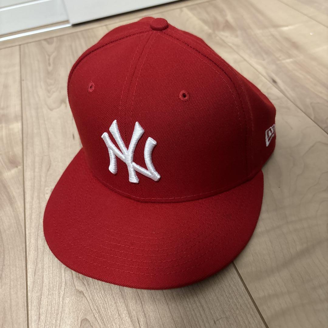 

[USED] Red NY logo baseball cap