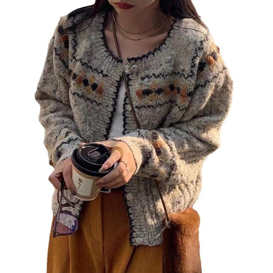 2025 Heavy Industry Retro Sweater Jacket Women's Autumn and Winter Soft Waxy Lazy Wind Knitted Cardigan Design Sense Mori Top