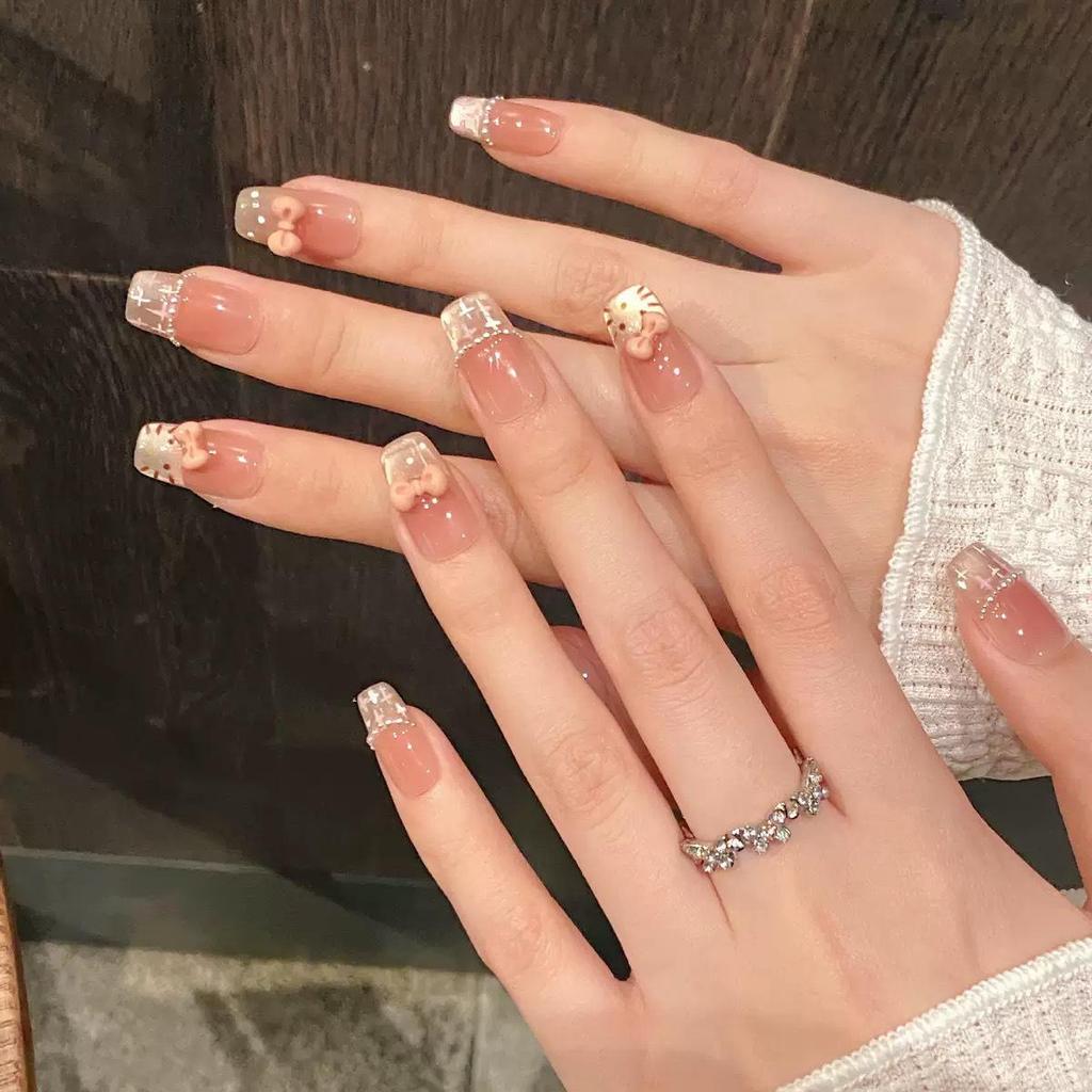 Cute KT Skin-Brightening Cat Eye Handmade French Nails with Fragrant Style and Sparkle Bow