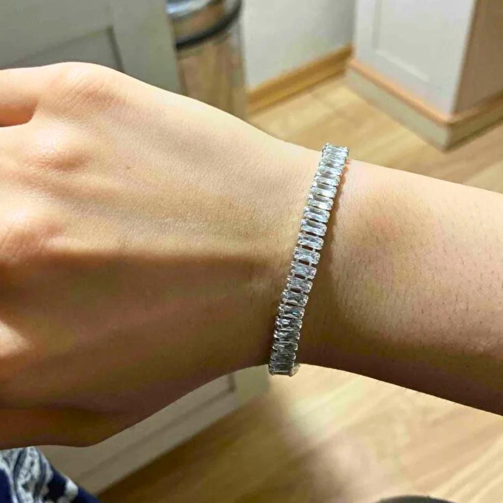 Elegantes Zirkonia-Baguette-Steinarmband – Anlaufgeschützter Edelstahlschmuck für Damen – Verstellbare Länge 16-18cm
