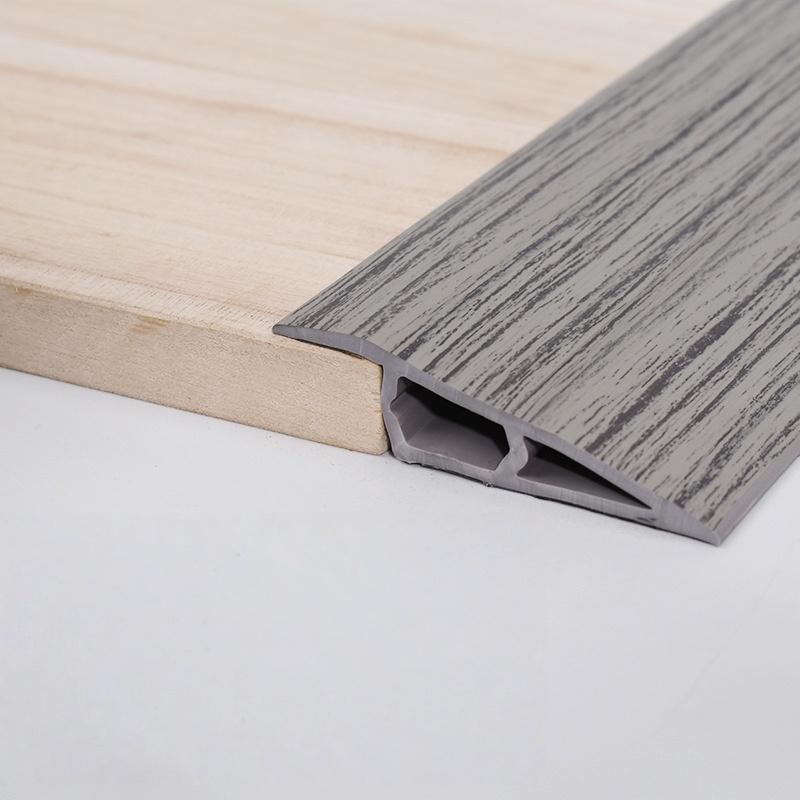 1 PZ Strisce Soglia in PVC da 39,37 pollici, Profili di Transizione Autoadesivi Utilizzati per Collegare Giunzioni del Pavimento e Soglie per Tappeti Tr