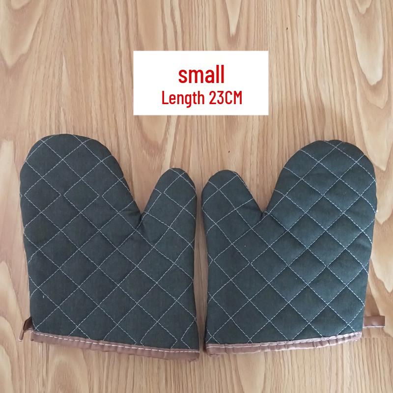 Military Green Heat-Resistant Canvas Gloves for Ovens, Microwaves, Steamers, and Baking.