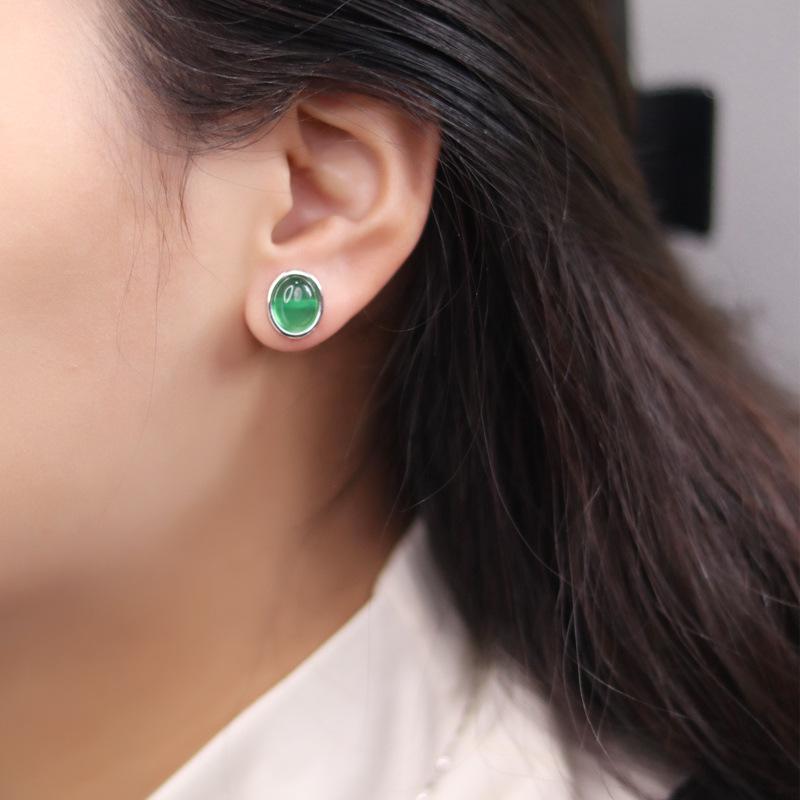 S925 Sterling Silver Green Chalcedony Egg-Shaped Earrings - Elegant, Retro, Versatile Women's Accessories for Mother's Day.