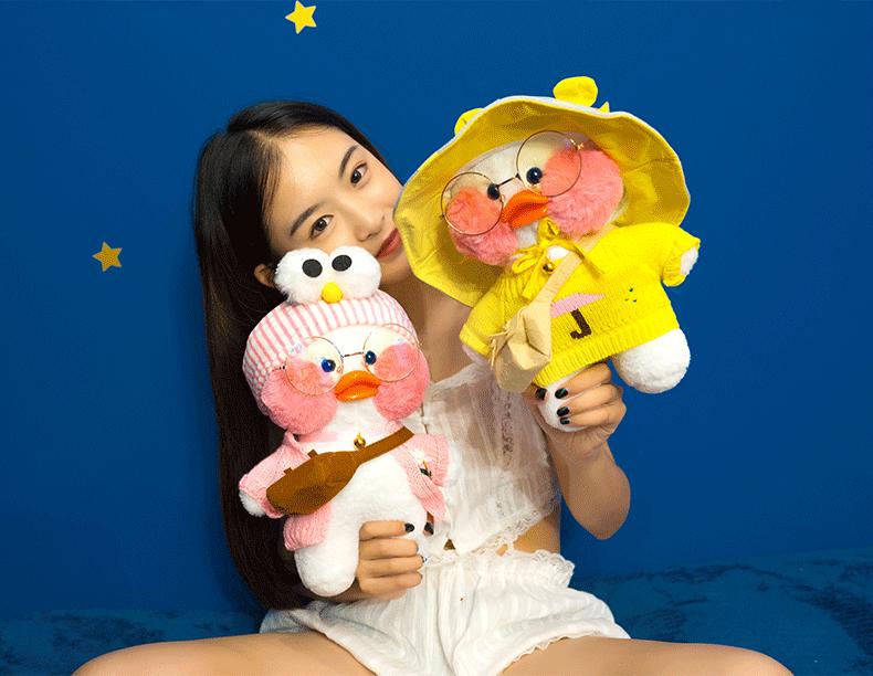 White Influencer Hyaluronic Acid Little Yellow Duck Plush Toy Hand Warmer Pillow Doll Birthday Gift