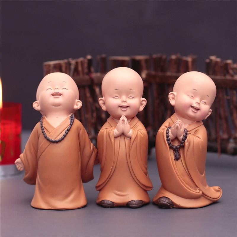 Cute Small Monk Status Figurines Religion Buddha Resin Crafts Desk Miniatures Ornaments Accessories Home Decor Car