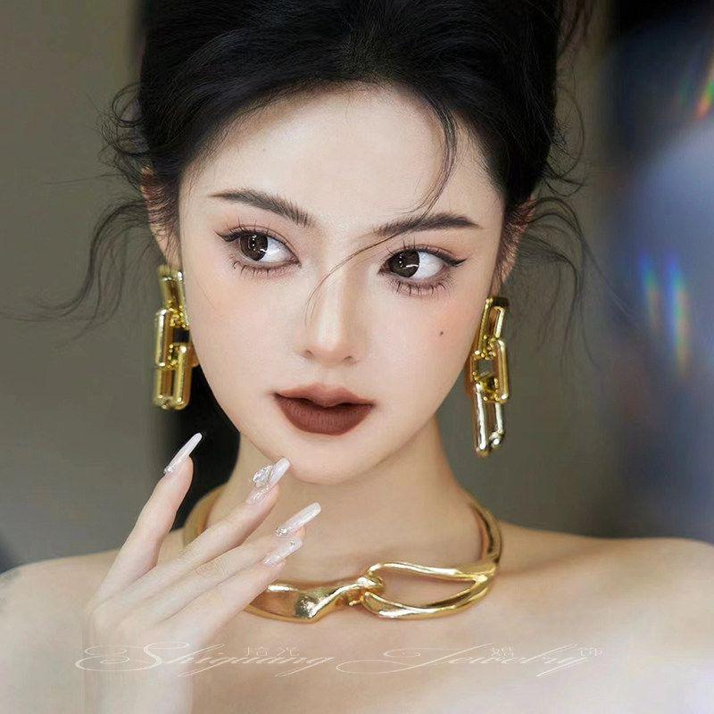 Exaggerated Heavy Industry Metal European and American Bride Necklace Women's Collar