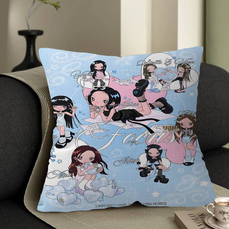 HEART2HEART KPOP GIRL H2H 45*45cm Cushion Cover Pillow Cover Decor Pillowcase Home Pillowcase For Couch Pillow