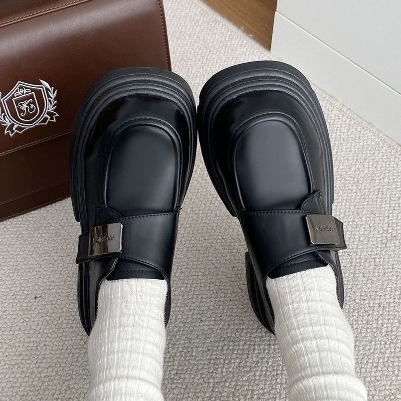 Round Toe Loafers Shoes for Women Platform Brown on Sale Casual Chic and Elegant Vacation Young Promotion 2025 Trend Woman Pumps