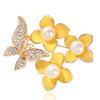 SKEDS Elegante Damen Emaille Blume Perle Brosche Anstecknadel Mode Kristall Schmetterling Pflanze Schmuck Für Damen Kleidung Mantel Brosche Anstecknadel