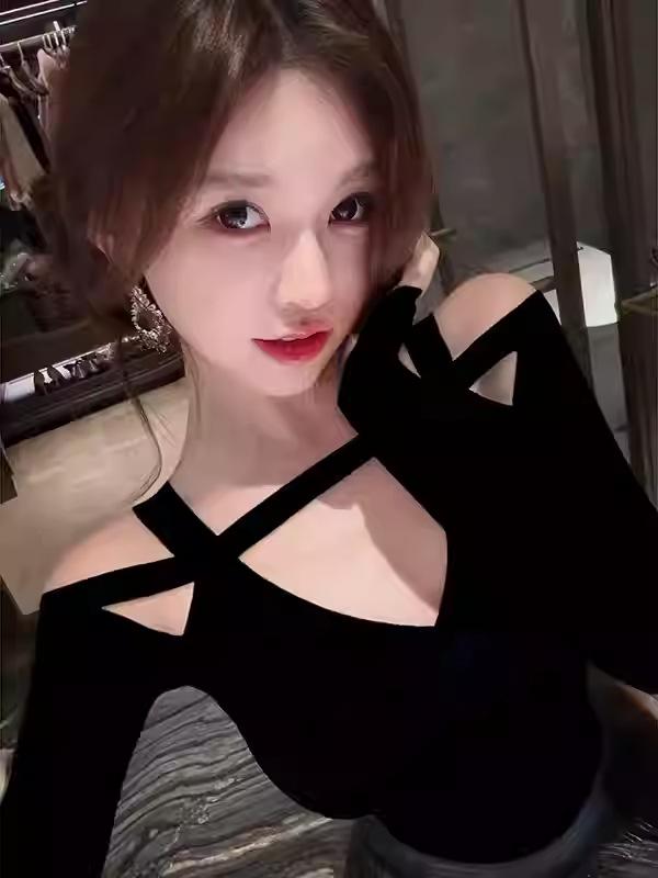 Stylish Off-Shoulder Long-Sleeve Top for Women - 2025 Autumn Mature Style Blouse