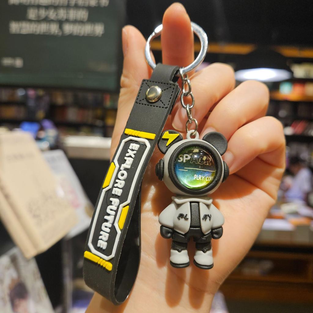 Lightning Bear Space Man Keychain Exquisite Cute Bag Pendant Doll Car Key Chain Fashionable Small Gift Hanging