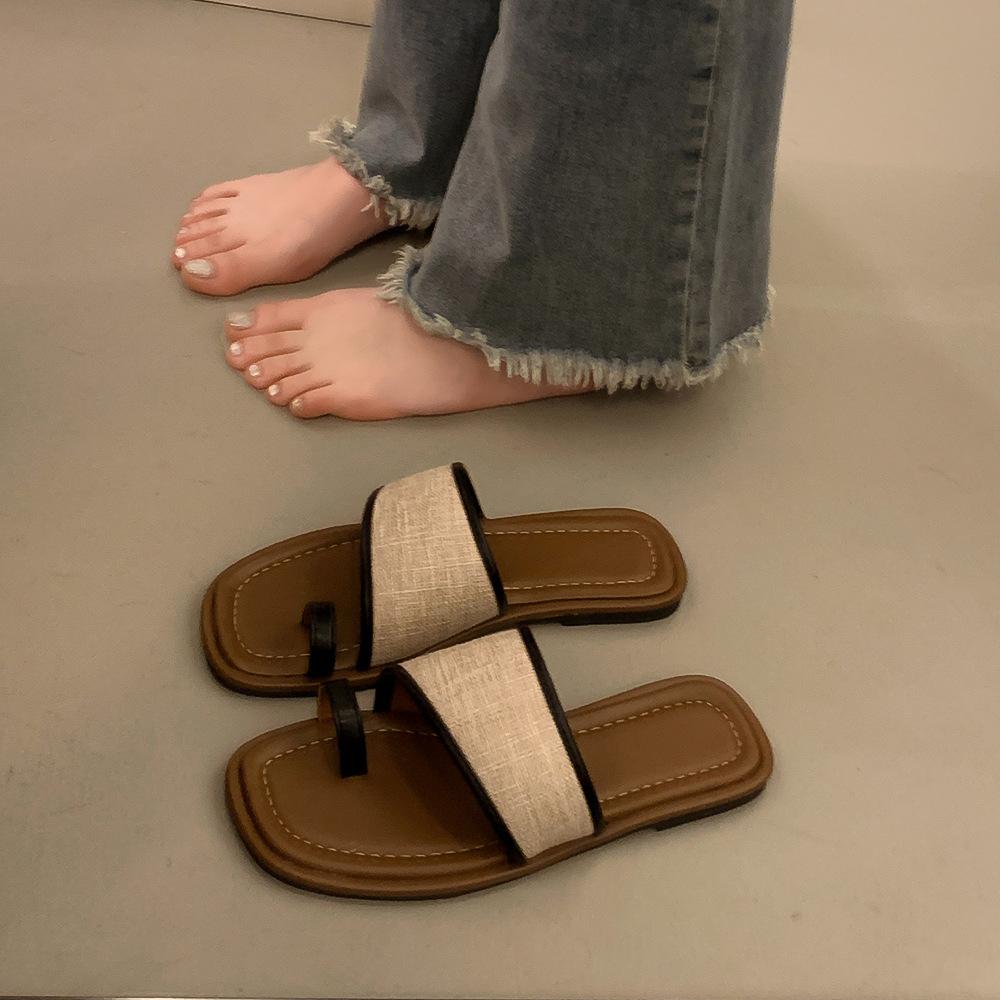 Set of toe cool slippers for women to wear summer new soft-soled simple flat sandals