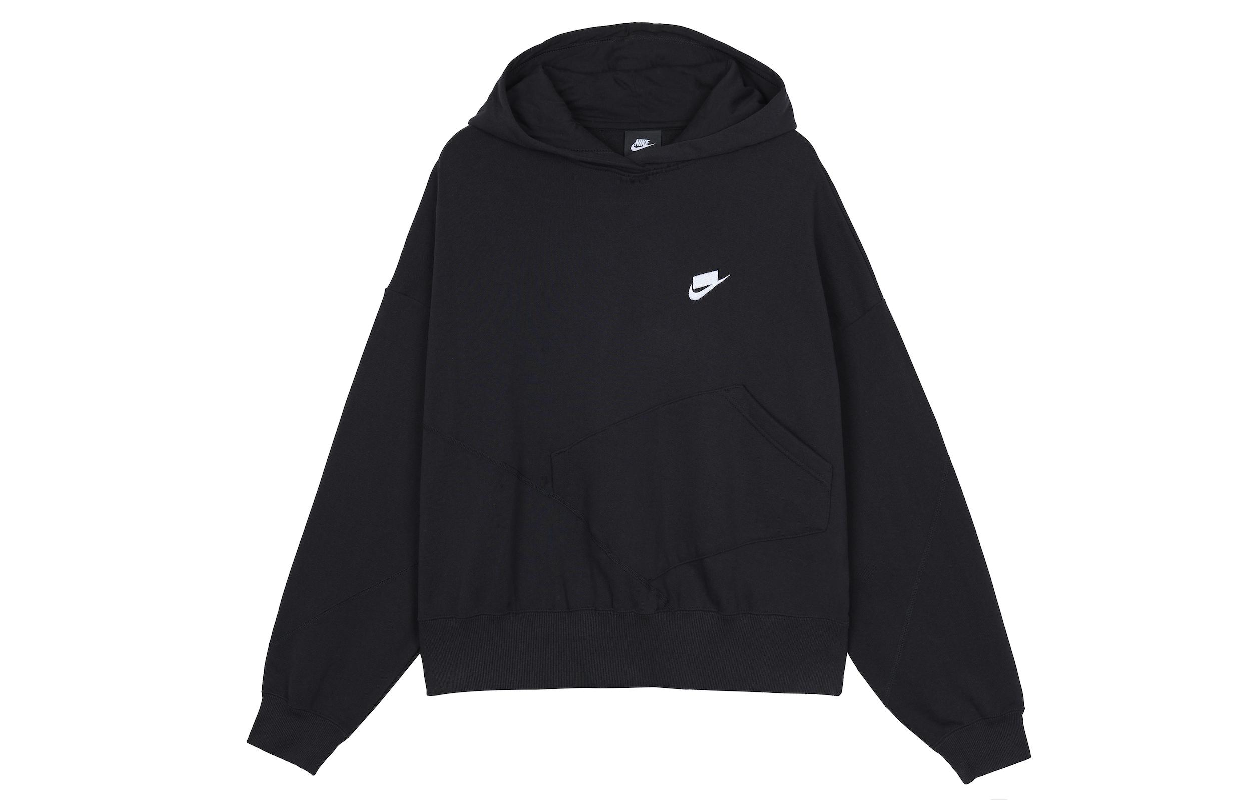 

Nike Sweatshirts Women s Black Hooded Moderate Regular DC5281-010 L