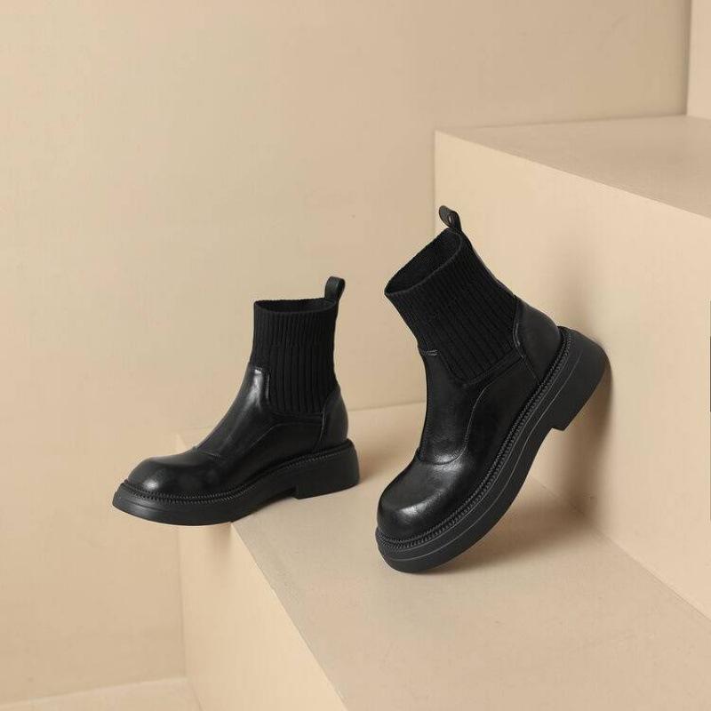 Autumn and Winter Thick-soled Non-slip Martin Boots Comfortable Large-size Women's Boots Sleeve Solid Color Round Head Korean Version Square and Medi