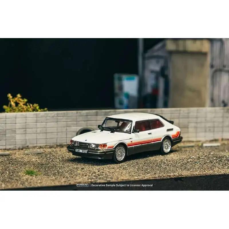 TW En stock 1:64 Saab 900 Turbo Blanche Modèle de Voiture Moulé sous Pression Collection Jouets Tarmac Works