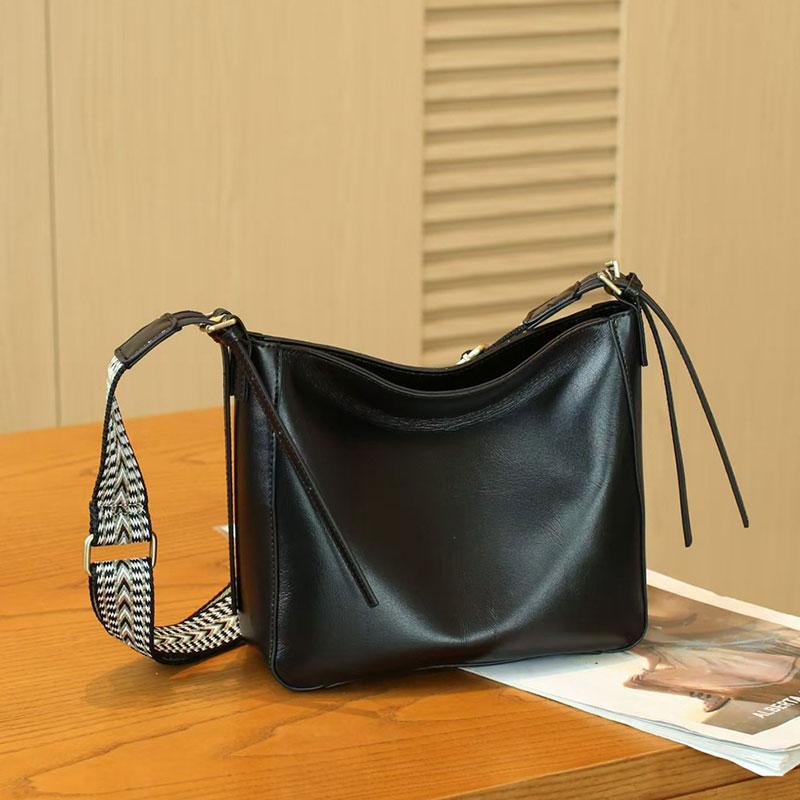 Genuine Leather Women's Bag Luxury Designer Shoulder Bag Vintage Style High Quality Cowhide Women Crossbody Bags 8803