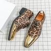 The 2026 new men's pointed-toe leather shoes with carved leopard print are the trend of wedding shoes for stage hosts