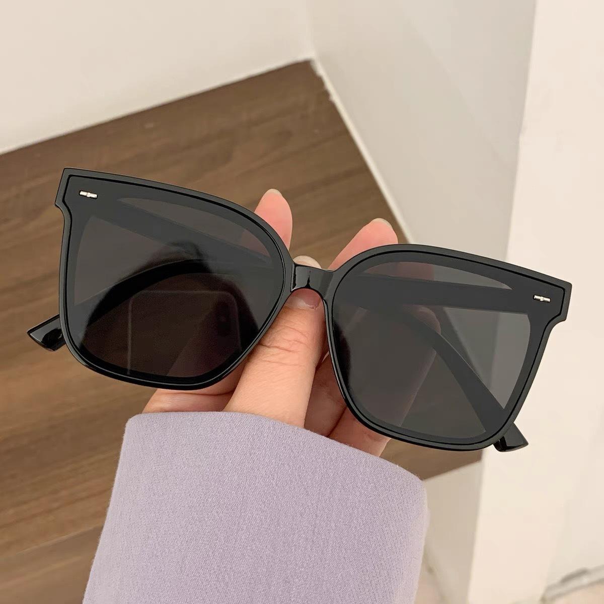 New women s large frame sunglasses Douyin Internet celebrity sunglasses live broadcast sunshade sunscreen glasses wholesale