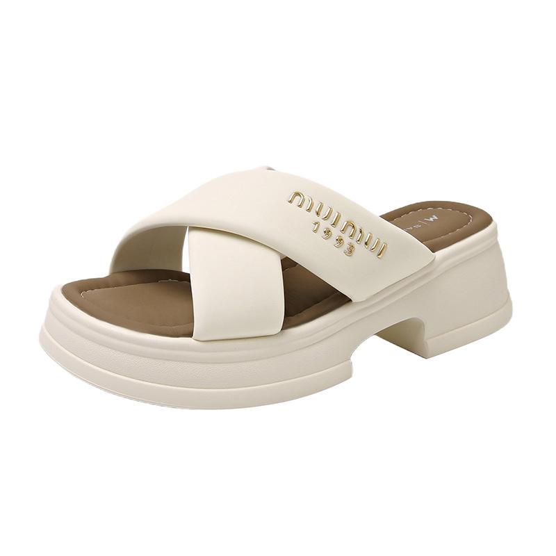 

F22-8 one-character 2025 summer new cool slippers flat heel platform muffin shoes outer wear casual shoes fashion shoes 40