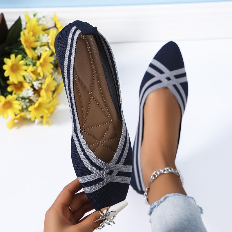 Spring New Flat-soled Single Shoes Women's Fly-woven Woven Shoes Pointed Knitted Egg Roll Shoes Large Size