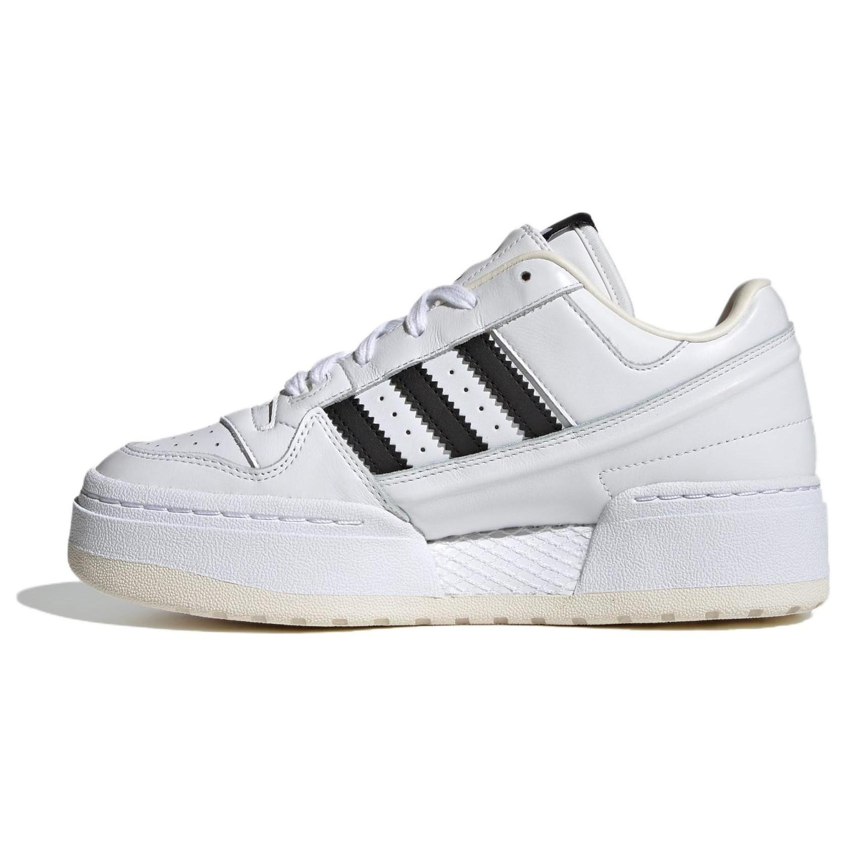 (WMNS) adidas Forum XLG White Black Women s IG2578 EU 38⅔