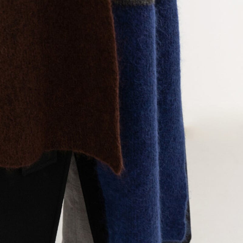 AVA MOLLI SUPER KID MOHAIR THREE-TONE MUFFLER (Royal Blue)