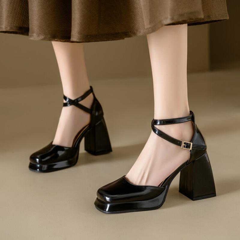 

Summer patent leather Roman sandals women s new buckle bag heel high heel sandals women s heel large size shoes waterproof table casual 39 чёрный