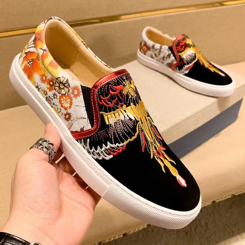 European Men Loafers Genuine Leather Shoes Man Embossing Flower Design Fashion Men Casual Leather Sneakers Shoes for Men G