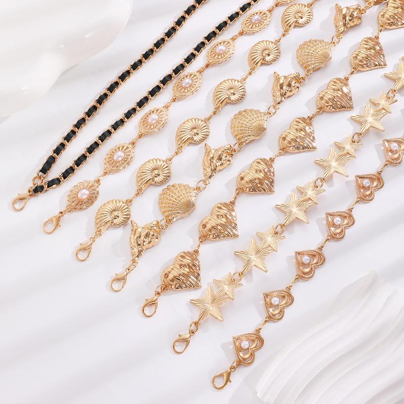 Vintage Oval Craved Metal Waist Chain For Women Retro Style Exquisite Gold Color Plated Belt Chains Fashion Body Jewelry Gifts