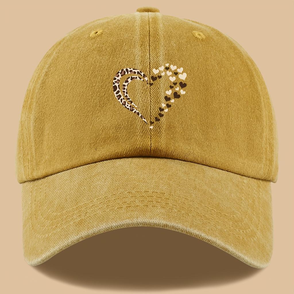 Leopard print heart print retro casual baseball cap suitable for parties, couples, and holidays as a gift for those around you!