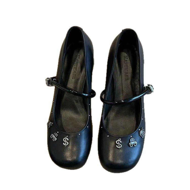 New one-word buckle with shallow mouth versatile Mary Jane single shoes round head rivets thick heel grandma shoes small leather shoes women
