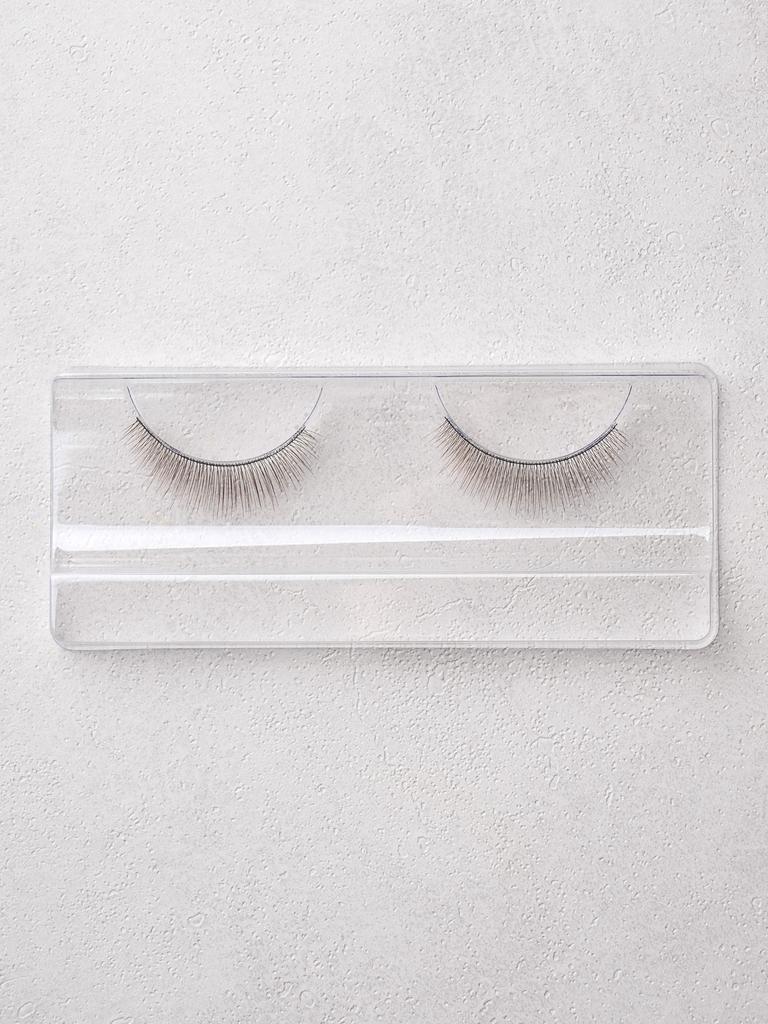 Daily False Eyelashes - First Date Style