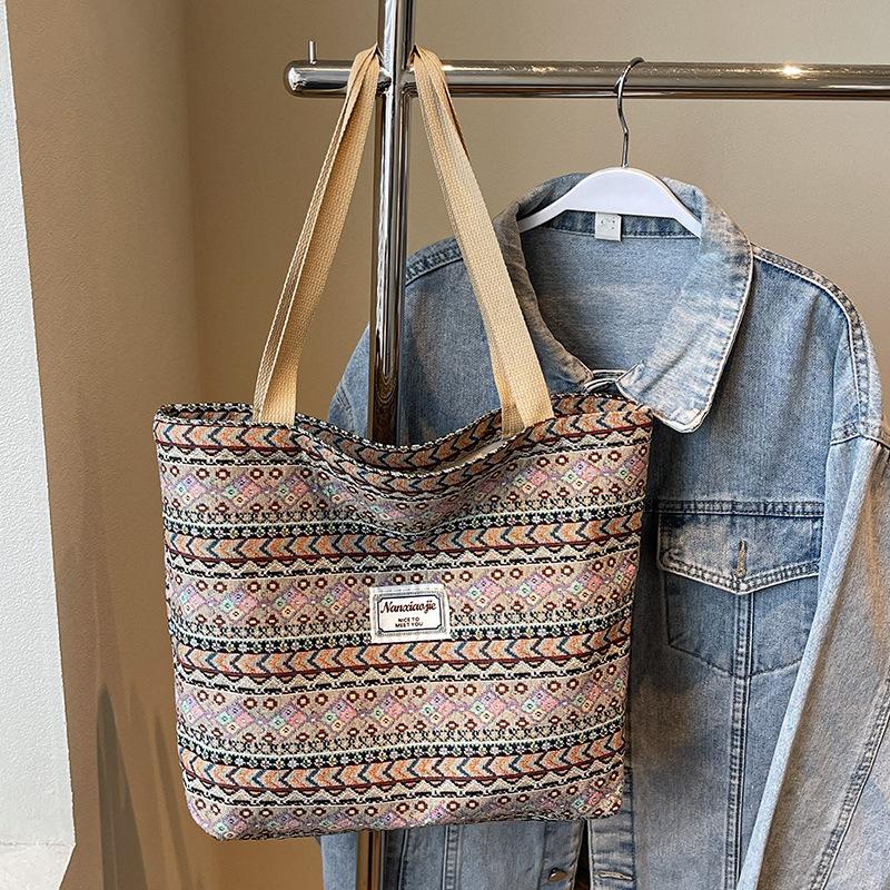 Large-capacity Ethnic-style Bag, Women's Fashionable Tote Bag, Student Single-shoulder Class Commuting Bag