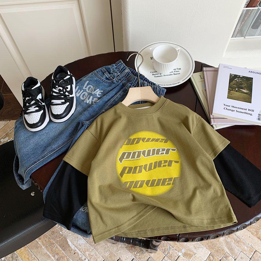 

Весна 2025 г., новая стильная футболка из двух частей для мальчиков - пуловер с принтом корейских букв 110 желто-зеленый