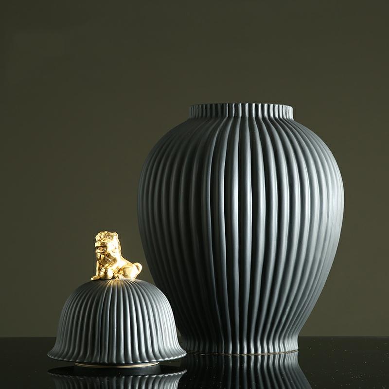 Chinese Ceramic Storage Jar Decoration Vase Household Sealed Jar Modern Living Room Decoration Creative Lion Cover Ginger Jar