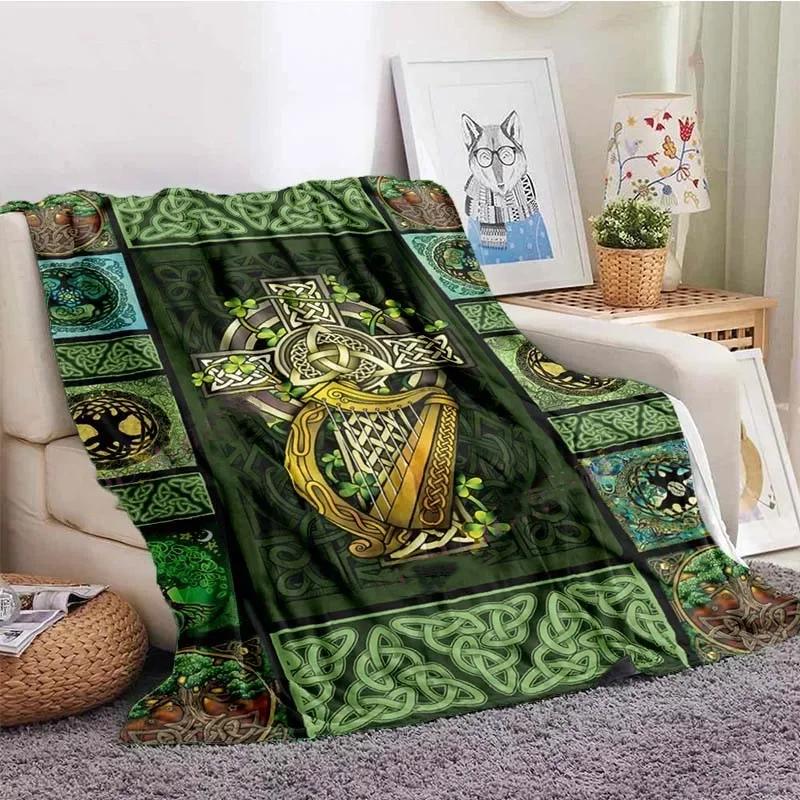 Eule keltisch-wikingerfarbene Decke Lebensbaum wiccanische Flanelldecke weiche warme Decke Sofa Bett Stuhl Dekoration für Familie Camping Geschenke
