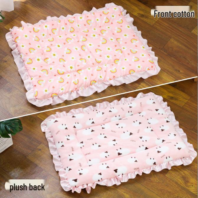 Cozy Pet Mat: Thick Warm Blanket & Bed for Dogs & Cats - Perfect for Winter, Autumn - Available In Small, Medium & Large Sizes