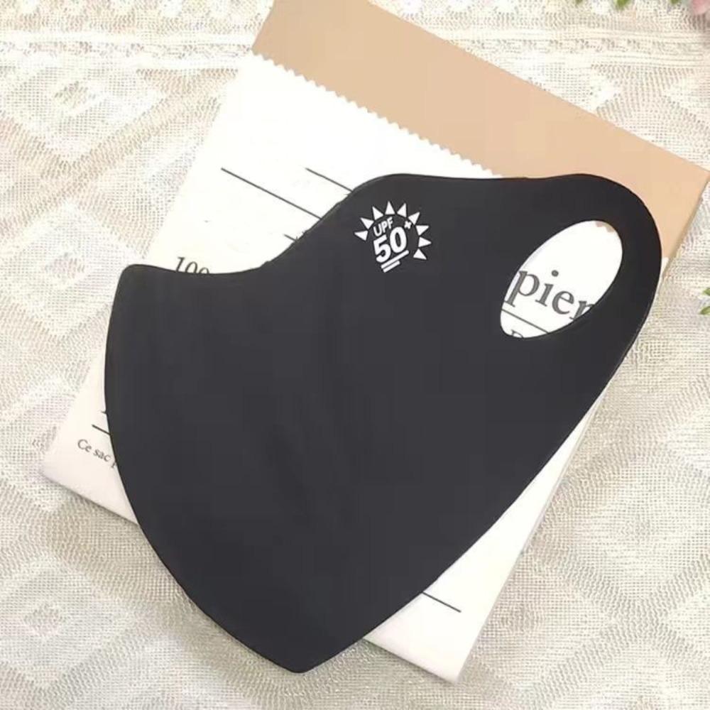 

Anti-UV Ice Silk Mask Breathable Anti-sun Mask Hot Sale Riding Face Mask Outing чорний
