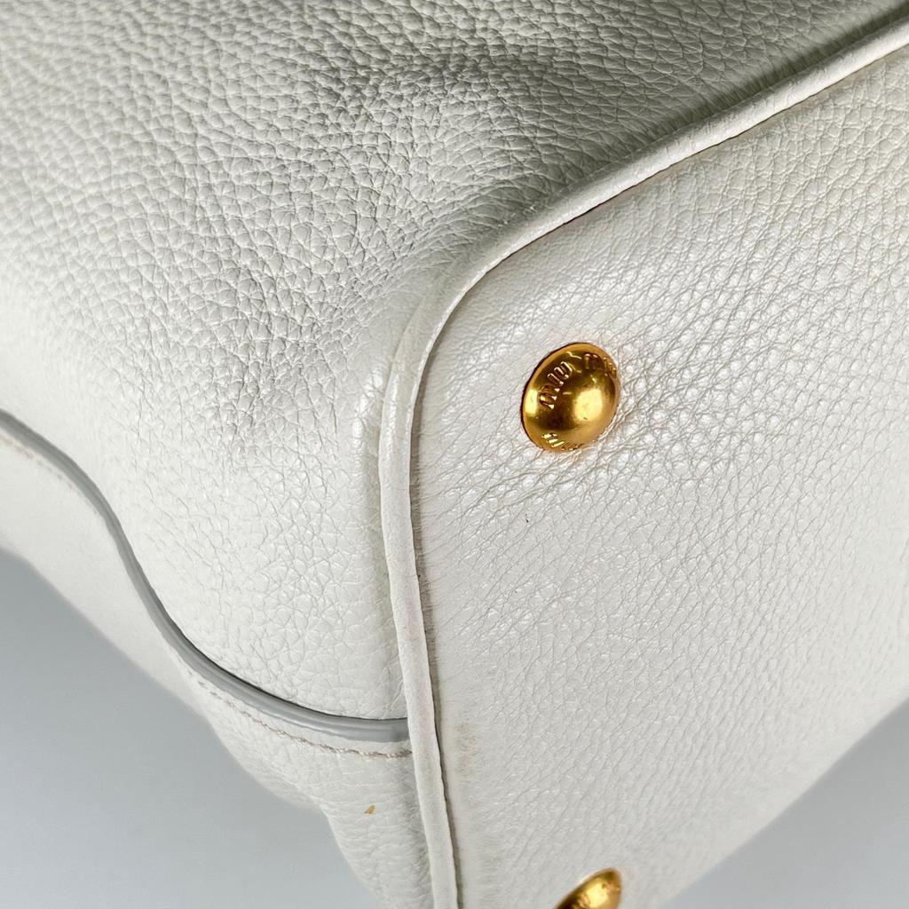 MIUMIU 5BC001 Shoulder Bag white Women used