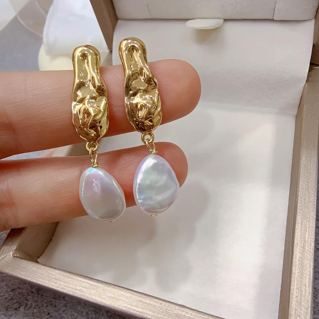 Irregular Water Droplets, Natural Baroque Special-shaped Pearl Stud Earrings, Exquisite Temperament, Versatile French Retro Earrings for Women