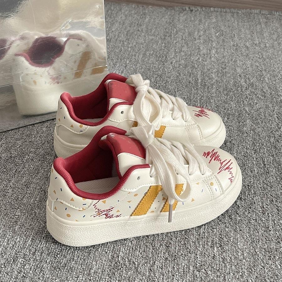 Niche Versatile Graffiti Printed Board Shoes New Spring and Summer Casual Little White Shoes Student Campus Style