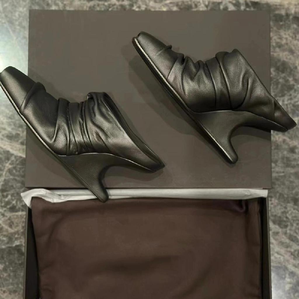 Fashion Niche Design Sense, Unconventional Fish-Mouth High Heels, Women'S Summer Pleated Headbutt Wedge Heel Half Slippers