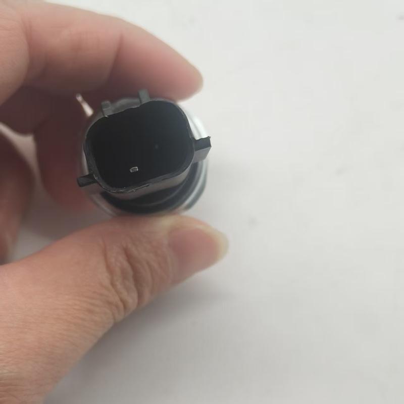 High quality Brand New 4076930 oil pressure sensor For  Dongfeng Cumm ISDE/ISF3.8 engine parts