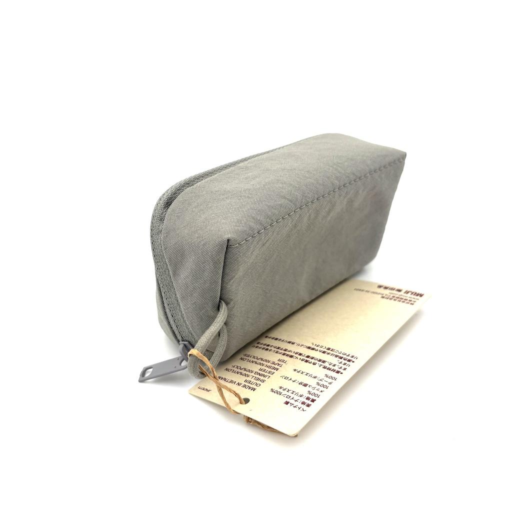 MUJI Wrinkle Nylon Wide Opening Pouch Small Plam Size Light Gray JAPAN