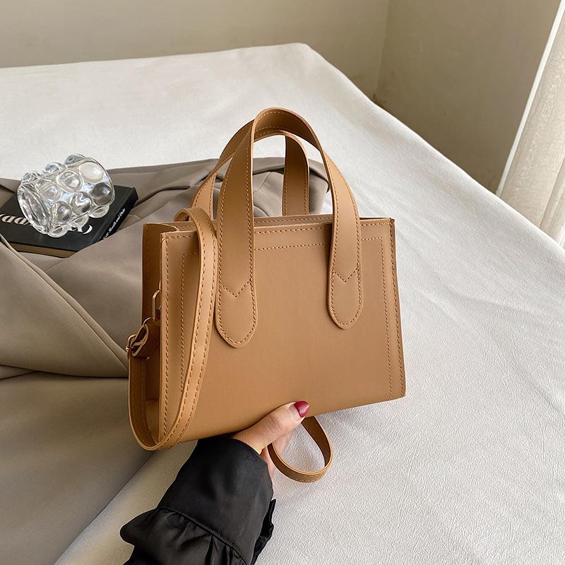 

2024 новий однотонний повсякденний тренд сумка сумка текстура ретро ніша сумка жіноча мода модна сумочка коричневий