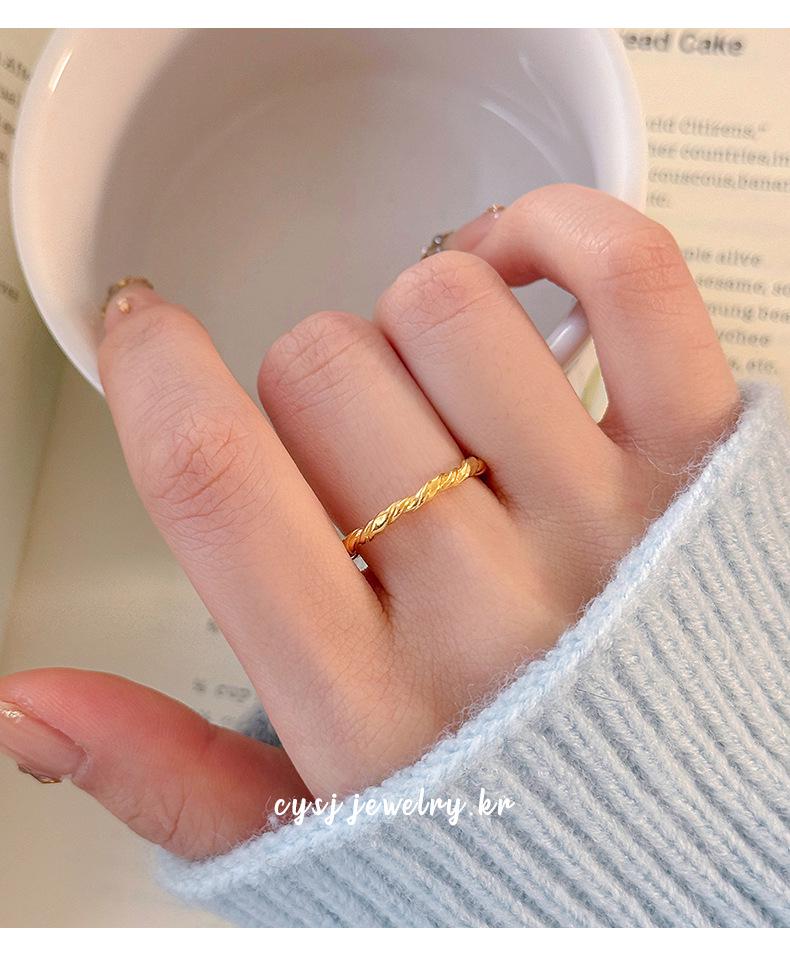 Cui Yan S925 Sterling Silver Korean Twist Knot Minimalist Adjustable Ring for Women